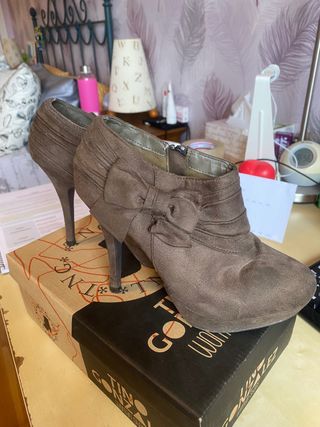 Botines de tacón 38