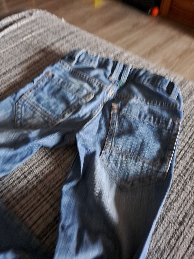 Vaquero  en azul  128 cm