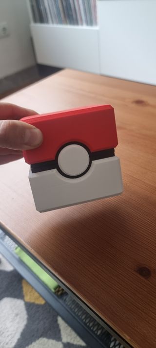 Organizador juegos game boy pokeball