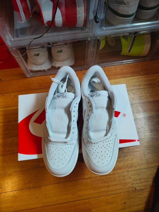 Jordan 1 low Neutral Grey 85'