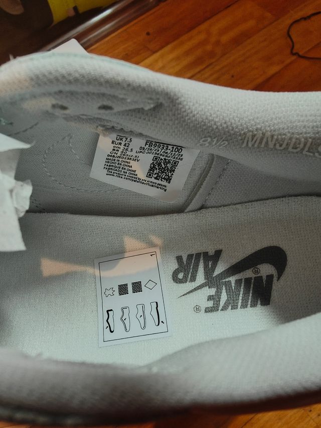 Jordan 1 low Neutral Grey 85'