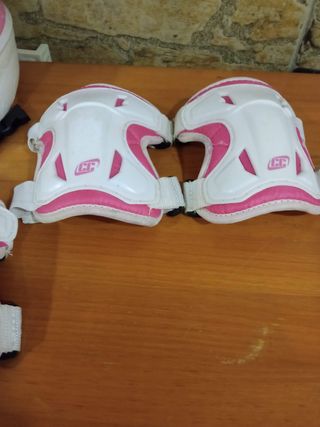 Mochila, casco y protección patinaje