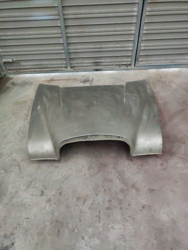 Capot mercedes 190 w110 colas