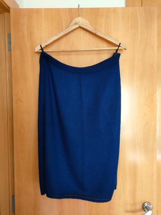 Conjunto punto chaqueta y falda