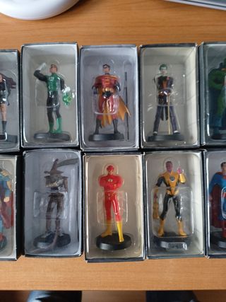 Actualizado Figuras de plomo Eaglemoss DC