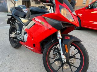 moto de carretera derbi gpr 2t racing