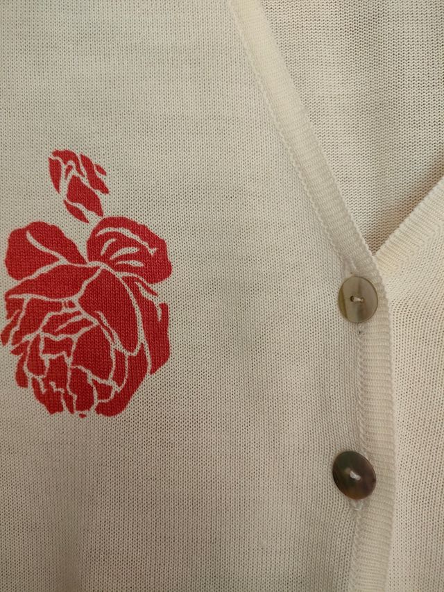 Chaqueta mujer beige con estampado  