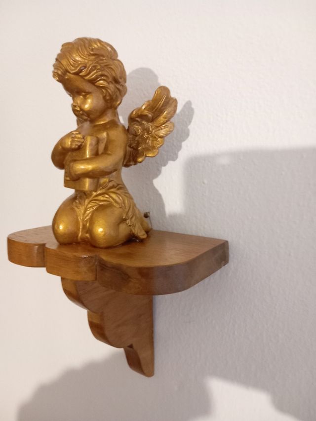 Mensola con angioletto dorato