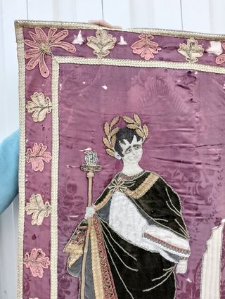 Tapiz de telas antiguo.