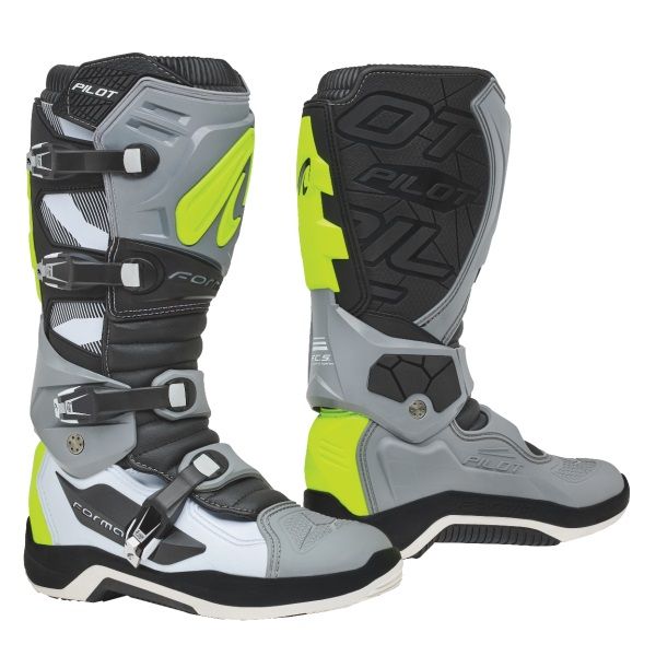 LIQUIDACIÓN! CASCOS 6D ATR-2