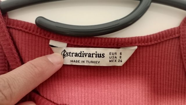 Vestido largo de Stradivarius