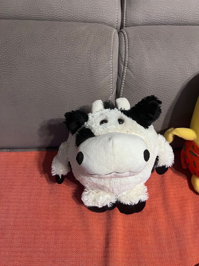 peluche mucca