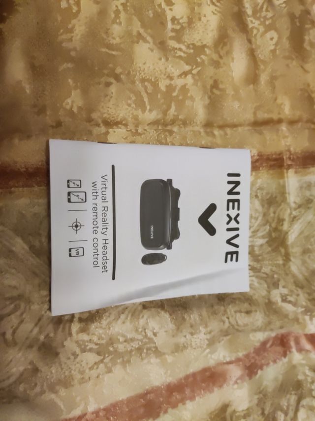 Virtual reality headset