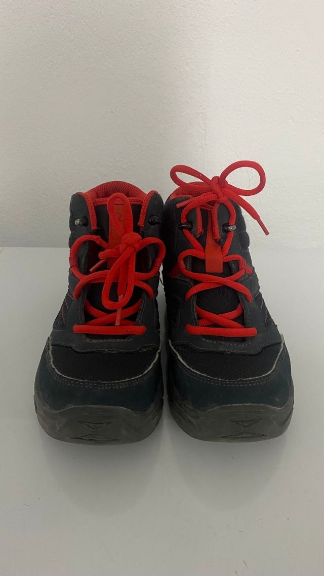 Botas de montaña niño