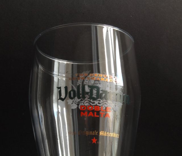 Copa Voll Damm doble malta