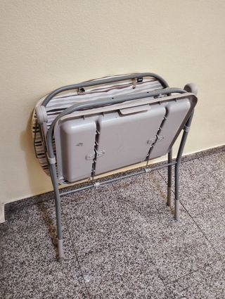 Bañera y cambiador para bebé.