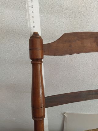 PEQUEÑA SILLA PLEGABLE DECORATIVA