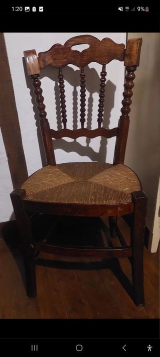 Silla Antigua siglo xix restaurada.(15%DESCUENTO.)