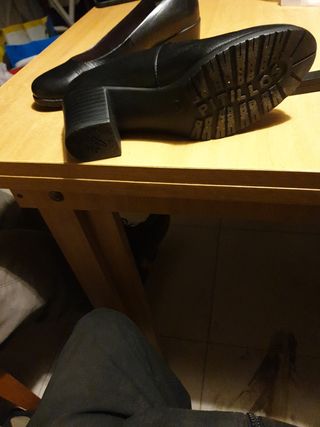 Zapato clásico de mujer marca pitillo