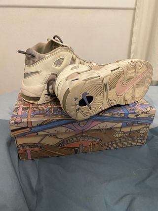 Nike uptempo edicion limitada Wilson Smith III