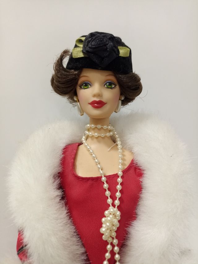BARBIE ANTIGUA DE EPOCAS PASADAS