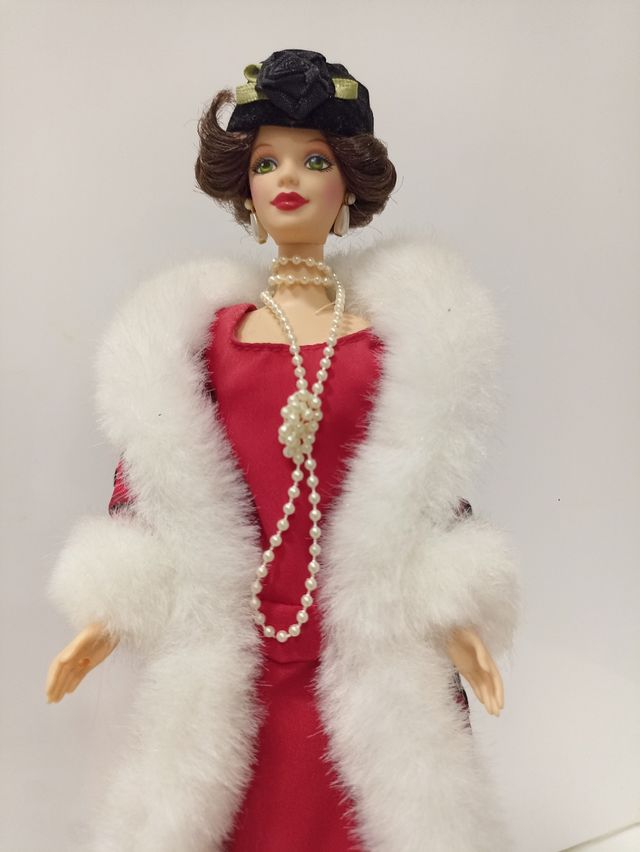 BARBIE ANTIGUA DE EPOCAS PASADAS