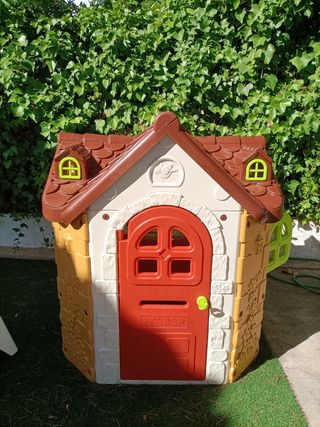 Casita Feber niño muy nueva