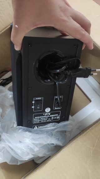 Sistema de sonido, DVD y altavoces