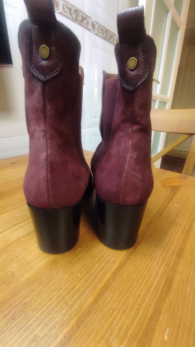 Botines de Hispanitas 