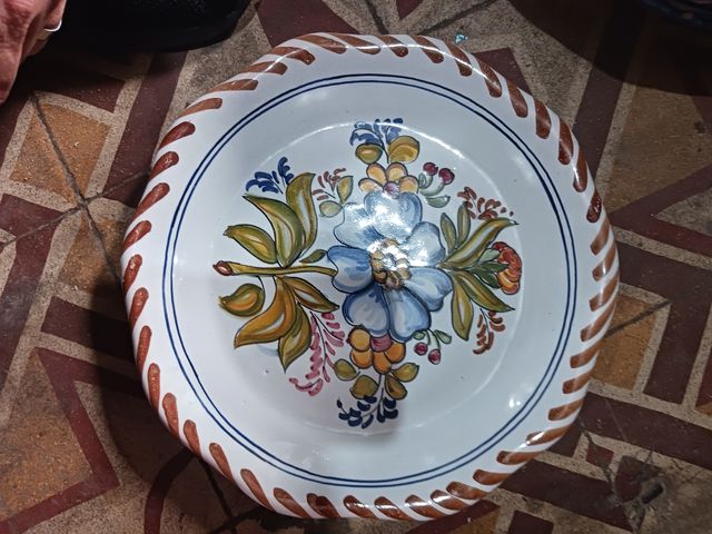 platos para colgar de porcelana