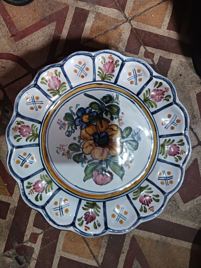 platos para colgar de porcelana