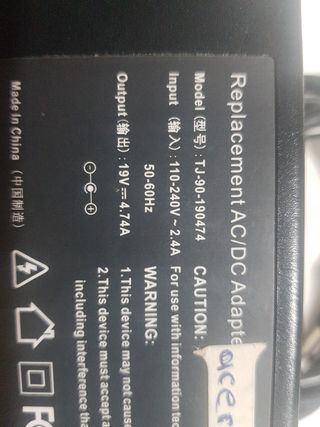 ACER cargador