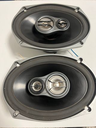 Altavoces 6x9 y pareja de altavoces 3 vias kenwood