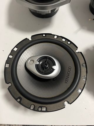 Altavoces 6x9 y pareja de altavoces 3 vias kenwood