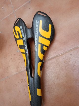 Sillín full carbon