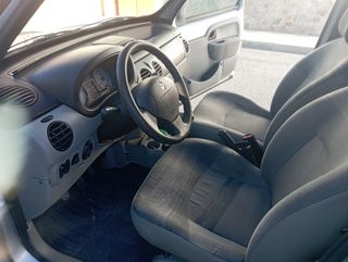 Renault Kangoo 2003