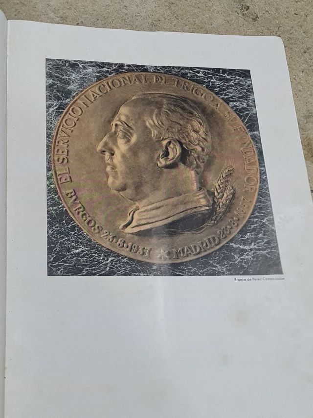 Libro  veinte años  de actuación.  1959