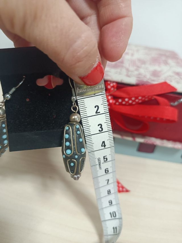 Pendientes largos nuevos