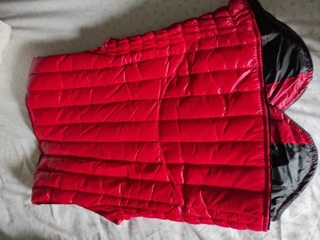 Chaleco acolchado rojo