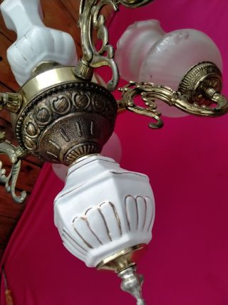 Lampara de araña (52 de diámetro × 66 de altura)