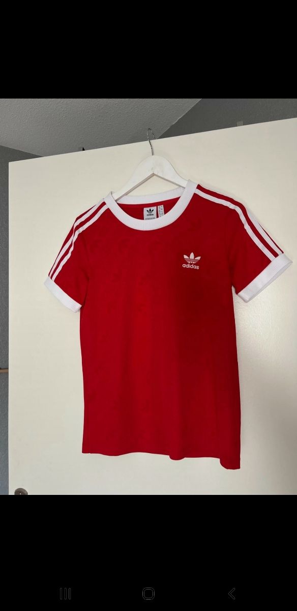camiseta adidas mujer