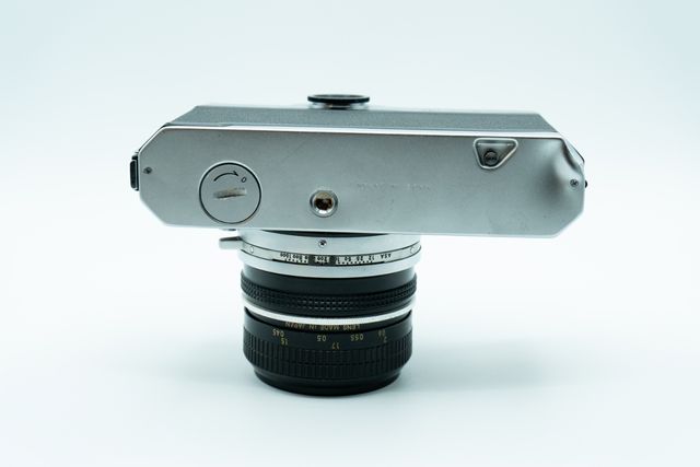 Nikkormat Ftn + Nikon Nikkor 50mm f.2