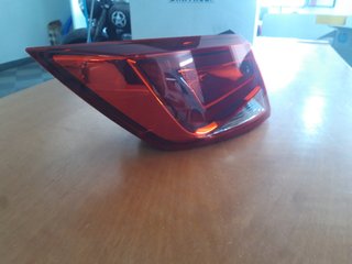 Farolim traseiro esquerdo Seat Leon ST