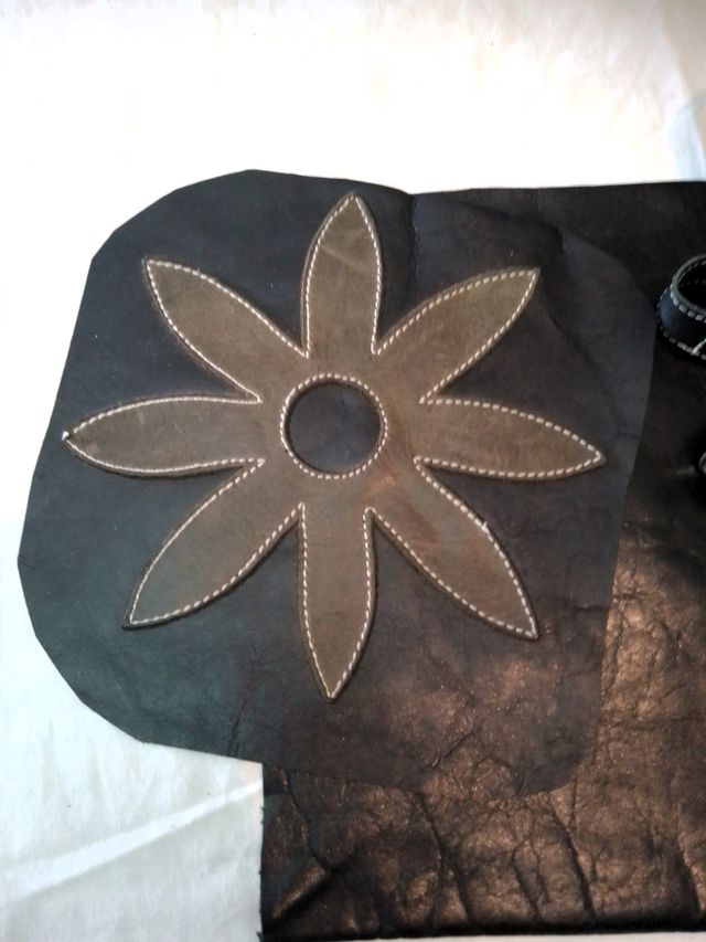 Abalorios para bolsos color negro