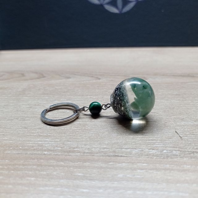 Llavero orgonita con cuarzo verde