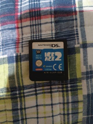 Nintendo DSi XL + Juegos + Funda, Cargador y lápiz