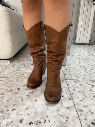 Stivale in vera pelle