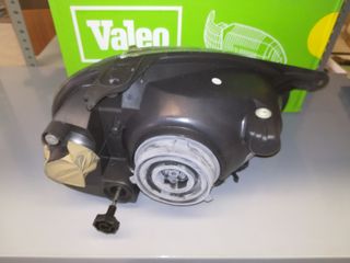 faro OPEL CORSA 93