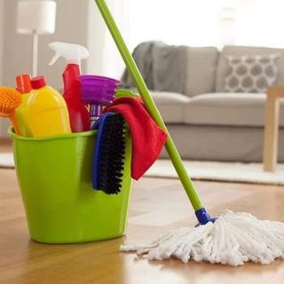 Busco trabajo de limpieza en casas cobro 12€