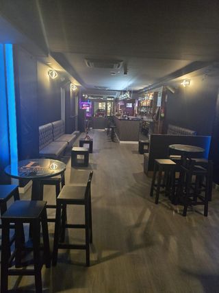 R-7035003 Traspaso Bar musical en Castelldefels